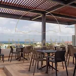 Private Room In Top Location, Microwave And Fridge