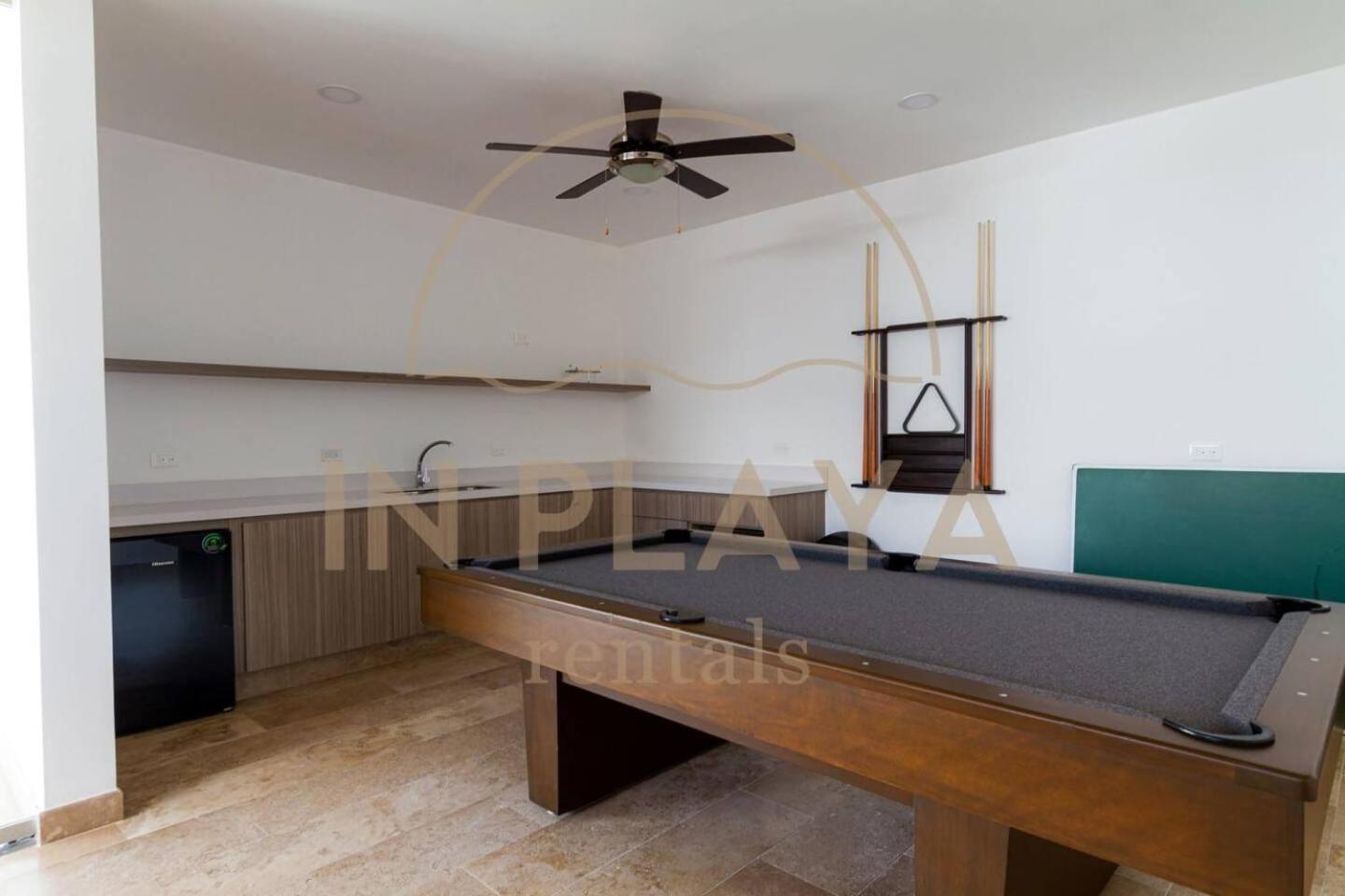 Private In Location, Microwave And Fridge * Playa del Carmen